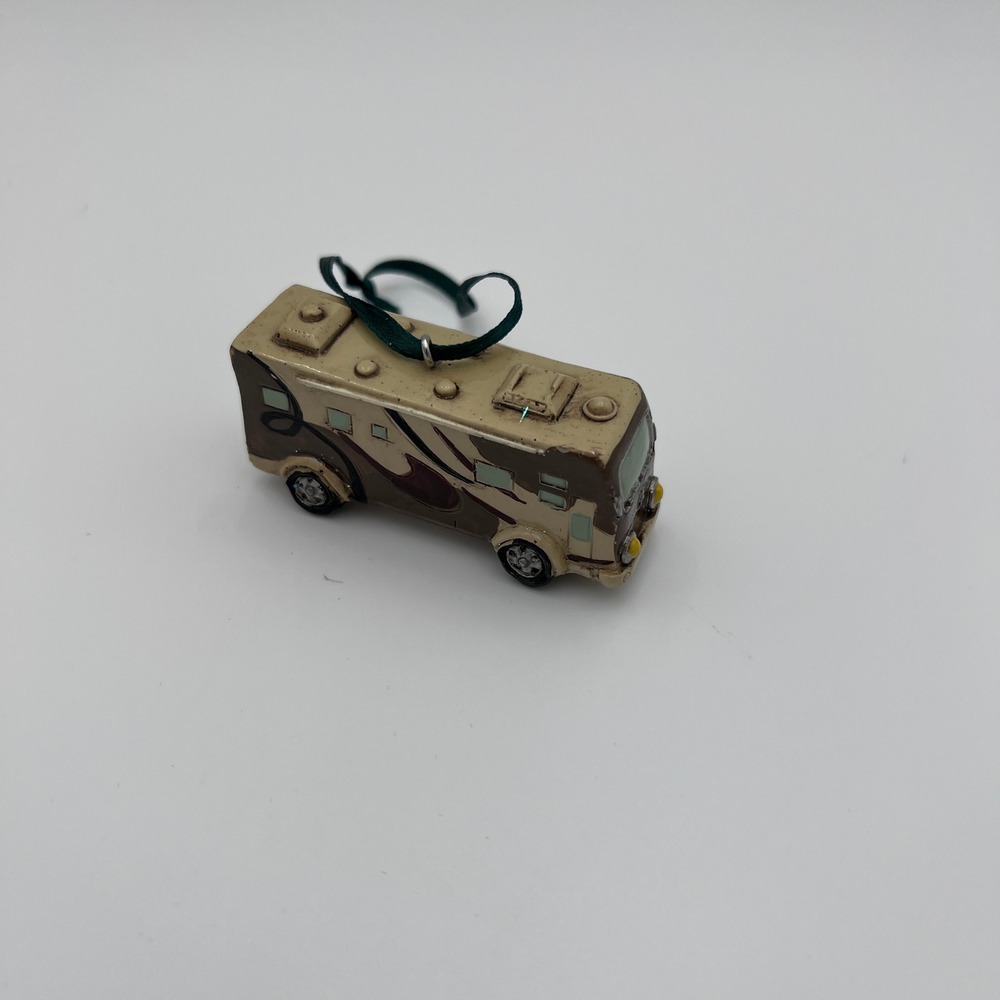 Unknown RV Motorhome Ornament Vintage Unisex OS Gorpcore Camping Holiday